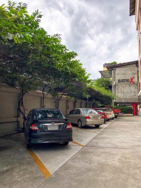 Matini Ratchada 32 Hotel Bangkok Exterior foto